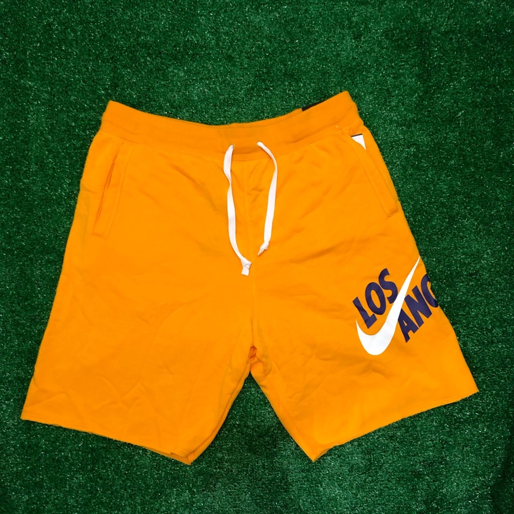 Nike LA shorts